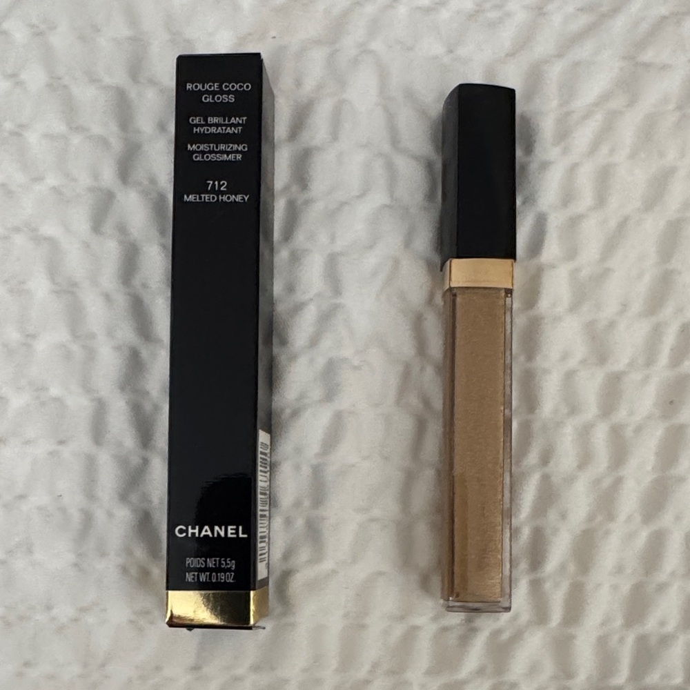 CHANEL Rouge Coco Gloss 712 Melted Honey